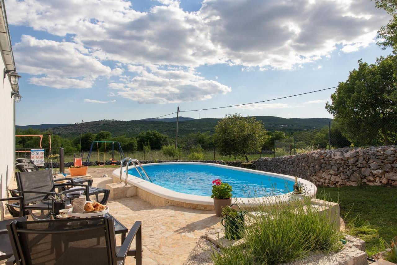 Holiday Home Sego With Private Pool Veliki Brocanac Exterior foto